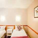 Oyo The White Horse, North Yorkshire Hotel Ripon