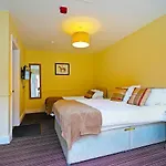 Hotel Oyo The White Horse, North Yorkshire 3*