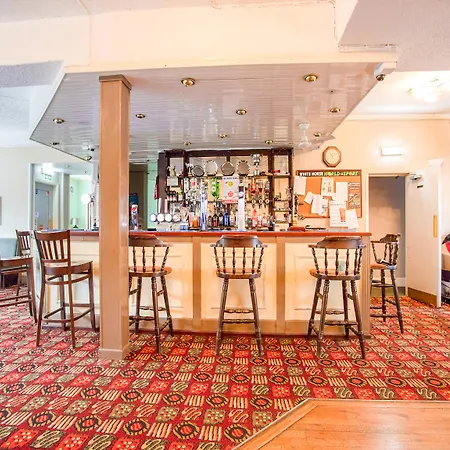 Oyo The White Horse, North Yorkshire 3* 里彭