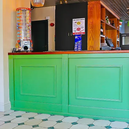 Oyo The White Horse, North Yorkshire