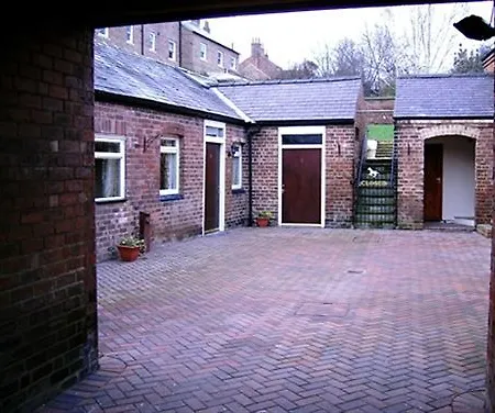 酒店 Oyo The White Horse, North Yorkshire 3*