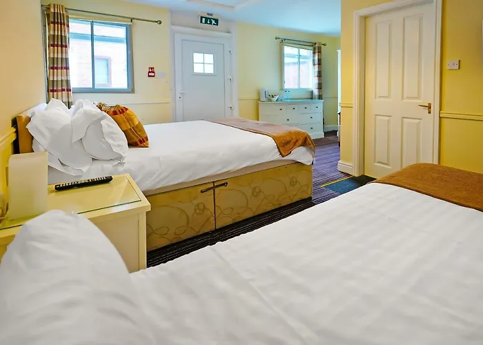 Oyo The White Horse, North Yorkshire Hotel 3*