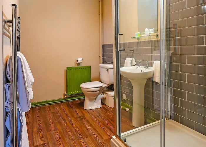 Oyo The White Horse, North Yorkshire